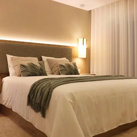 Garden House - Luxurious & 6 Pools & Golf & Tennis Court *